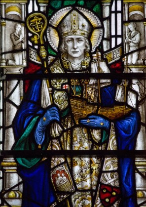 선원들의 수호자 미라의 성 니콜라오_photo by Lawrence OP_in the Cathedral of St Nicholas in Newcastle_England UK.jpg